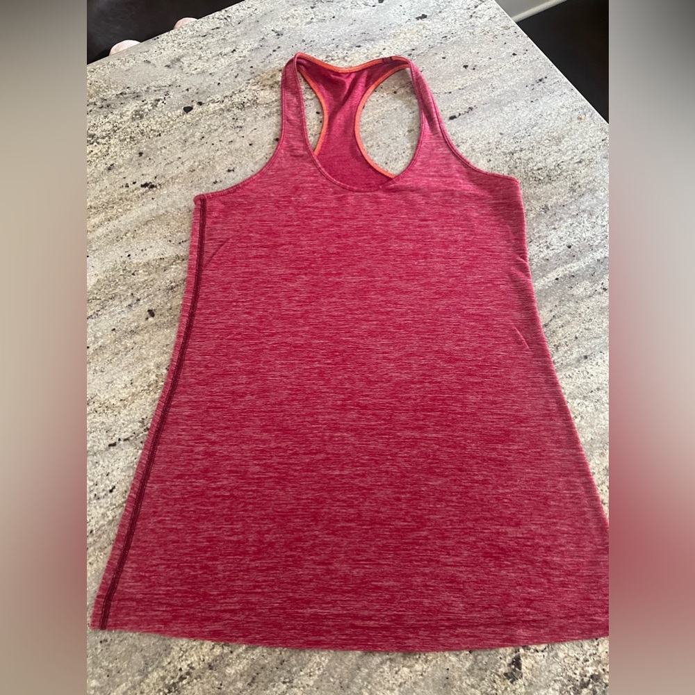 Lululemon tank size large